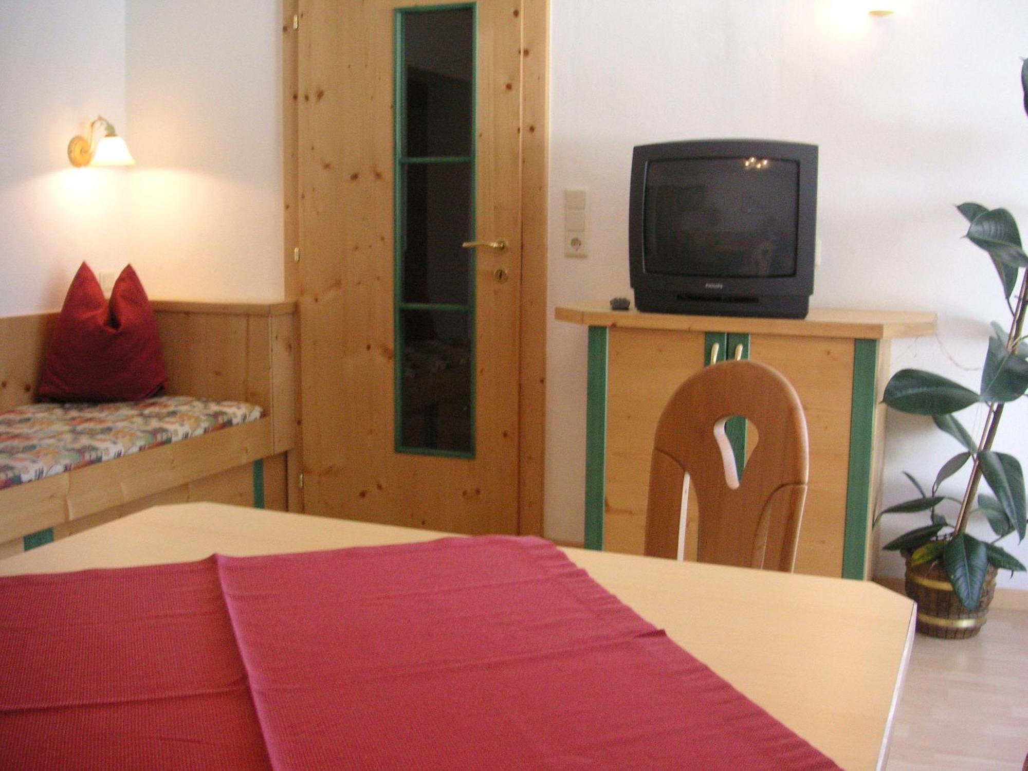 Gaestehaus Manuela - Familie Rantner Seefeld in Tirol Ruang foto