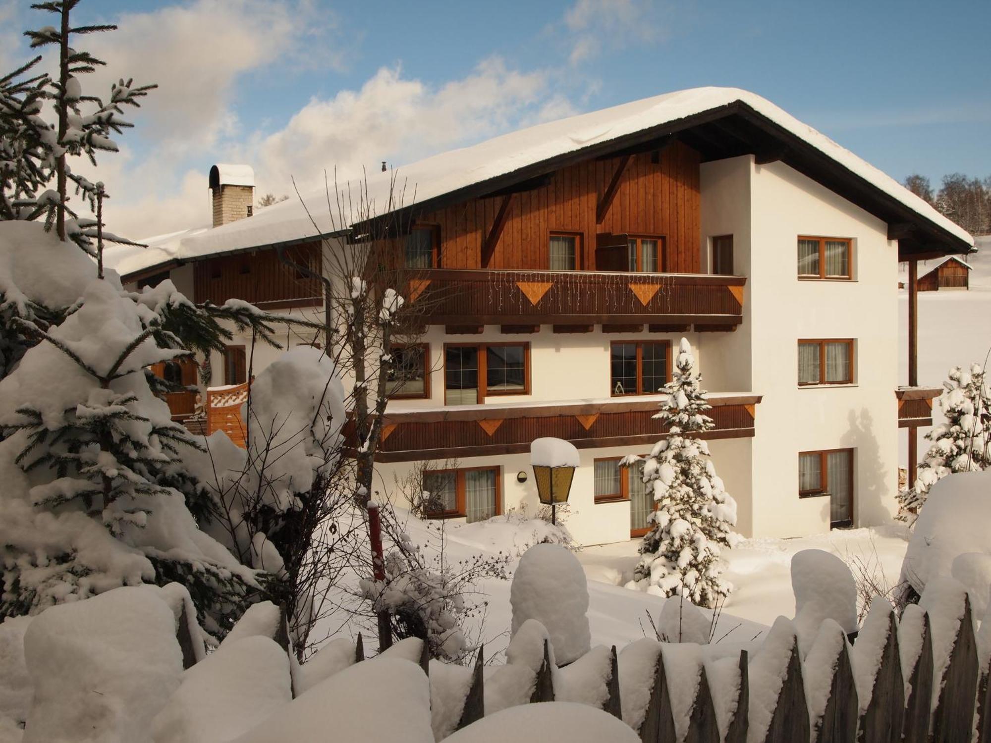 Gaestehaus Manuela - Familie Rantner Seefeld in Tirol Bagian luar foto